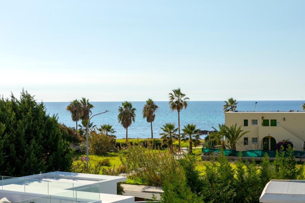 Villa Laurus 6, Walking Distance To The Beach Paphos Exterior photo
